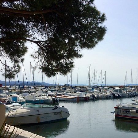Villa De Vacances Au Calme Proche De La Mer Ла-Лонд-ле-Мор Экстерьер фото